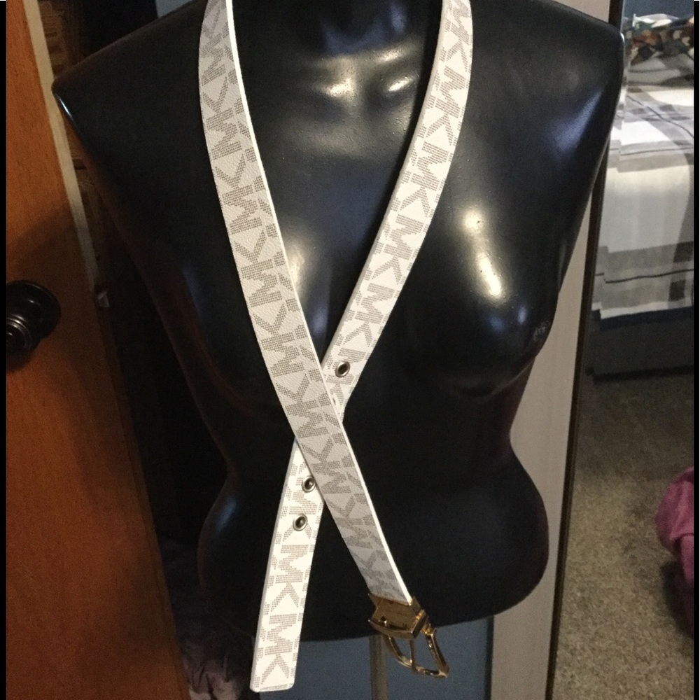 MK belt